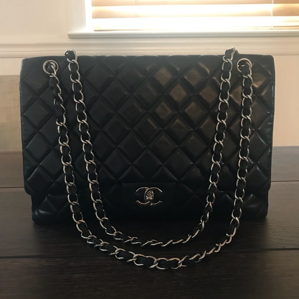CHANEL Lambskin Single Maxi Flap Bag SHW, Black